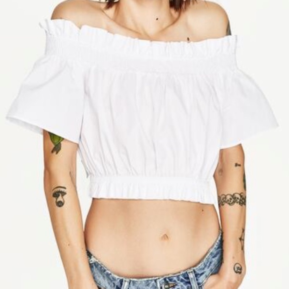 ZARA PEASANT OFF THE SHOULDER BLOUSE